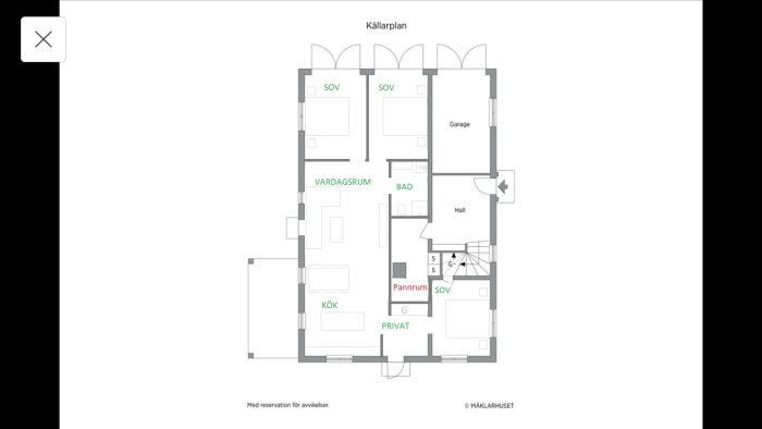 Ritning av källarplan med sovrum, vardagsrum, kök, badrum, pannrum och markering för "PRIVAT".