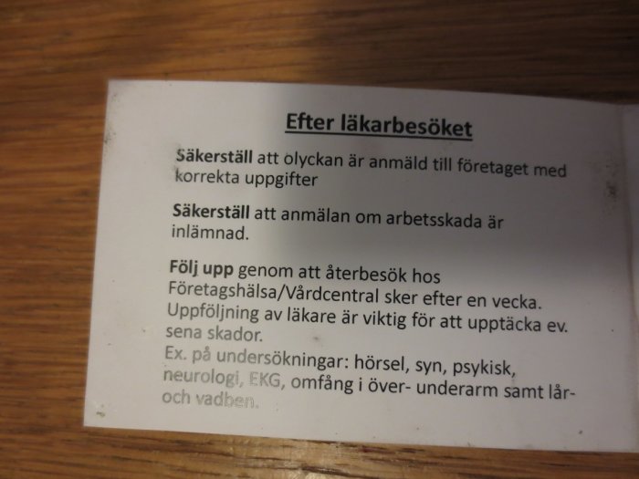 Nedslitet häfte med information för Vattenfalls fältpersonal om åtgärder efter läkarbesök relaterat till arbetsskador.