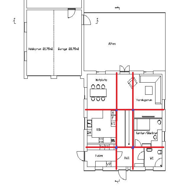 Planritning av ett hus med markerade områden för potentiella förstärkningar av plattan/grunden för stolpar.