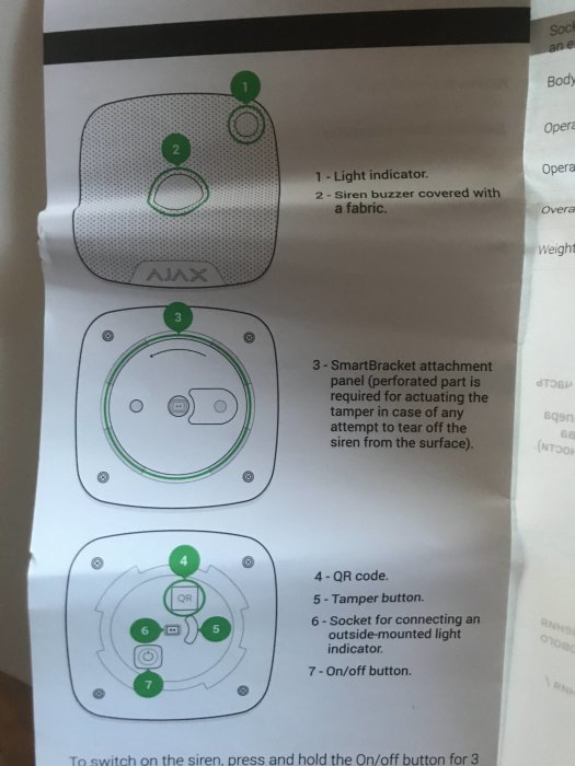 Del av en manual som visar diagram och beskrivningar av en AJAX siren med ljusindikator och QR-kod.