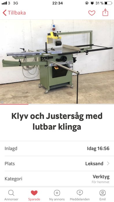 LGF SC1000 kombinerad klyv- och justersåg med lutbar klinga och grönt stativ, visas i en annons.