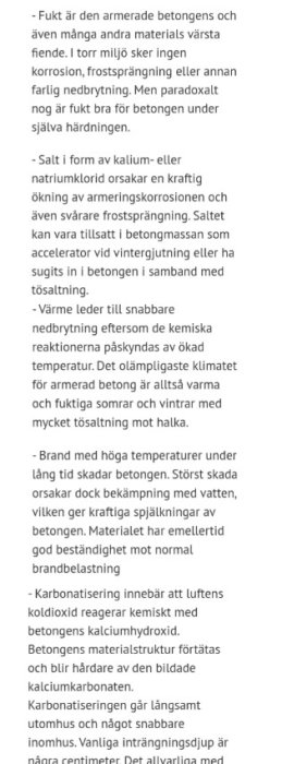 Textdokument som beskriver faktorer som skadar armerad betong, inklusive fukt, salt, värme, brand och karbonatisering.