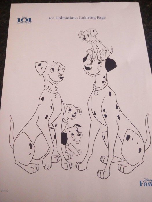 Målarbild med Dalmatiner från 101 Dalmatians med valpar som leker.