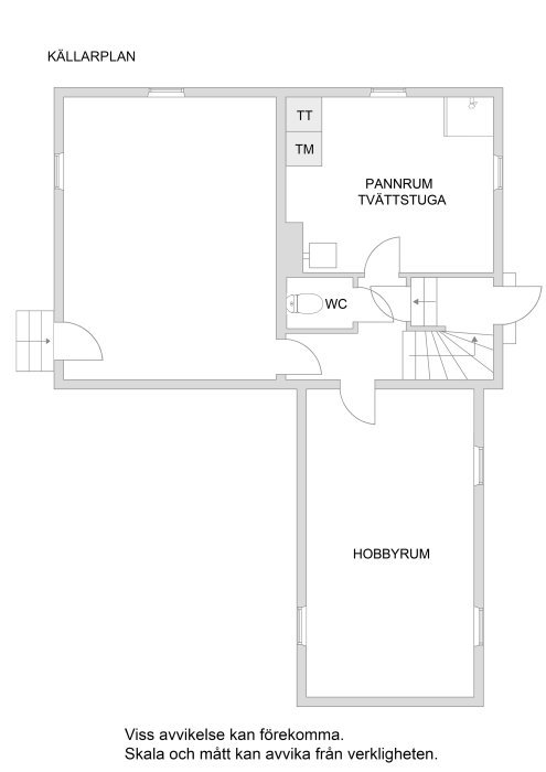 Ritning av en källarplanslösning med markerade utrymmen för pannrum, tvättstuga, WC och hobbyrum.