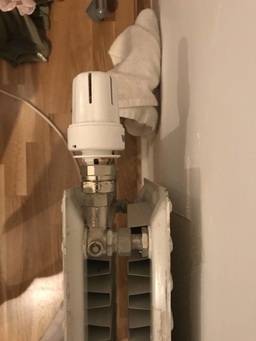 Byta insats i denna radiator | Byggahus.se