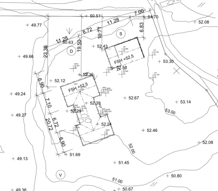 Bygglovsritning för nybygge med hus och carport med angivna mått och takvinklar.