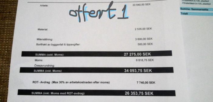 Offertdokument med kostnadsberäkningar för arbete, material och ROT-avdrag för fönsterinstallation.