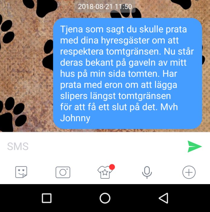 Skärmdump av SMS om en hyresvärd som bör tala med hyresgäster om att respektera tomtgränsen.