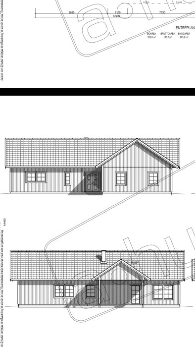 Arkitektritning av enplanshus med dimensioner och layoutändringar enligt diskussionstrådens beskrivning.