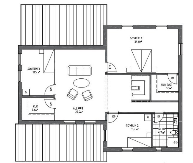 Ritning av en våningsplanslösning för ett hus med tre sovrum, allrum och stor entré.