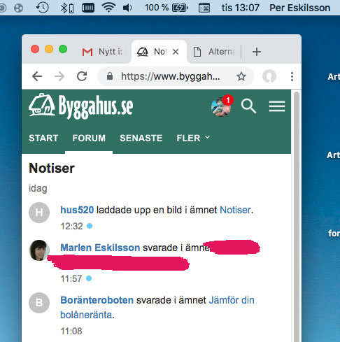 Skärmdump av webbforum med notiser, en blå "ny-markering" visas vid en diskussionstråd.