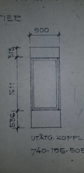 Ritning av ett fönster med måttangivelser, visar höjd och bredd i centimeter för byggdiskussion.