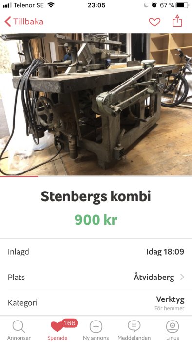 Begagnad Stenbergs kombinationsmaskin för snickeri, ej fungerande, till försäljning för 900 kr i en verkstadsmiljö.