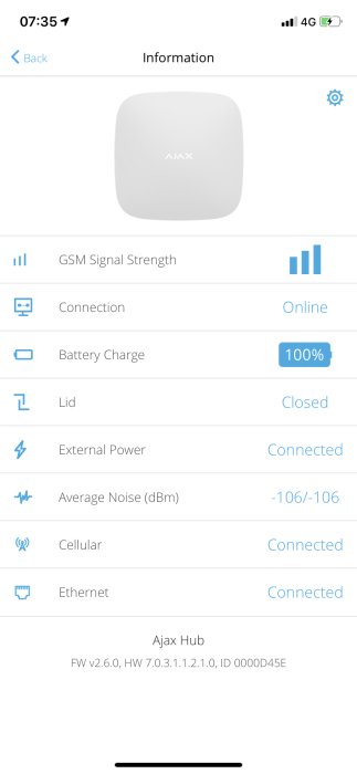 Skärmdump av en Ajax-larmcentral med GSM-signalstyrka, batteriladdning och anslutningsstatus.