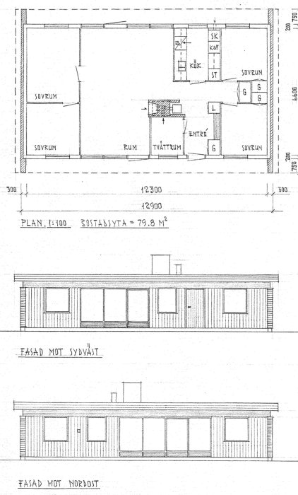 Arkitektritningar av en byggnadsplan och fasader mot sydväst och nordost.