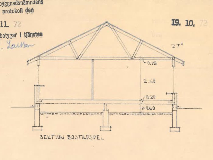 Ritning av taksektion för LB-hus från 1973 med tekniska mått och anteckningar.