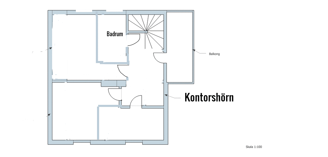 Ritning av en lägenhetsplan med badrum, planerad placering av toalett under fönster och dusch samt handfat mittemot dörren.