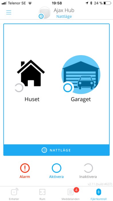 Skärmdump av en hemautomation-app med val för hus och garage, nattläge aktivering och alarmstatus.