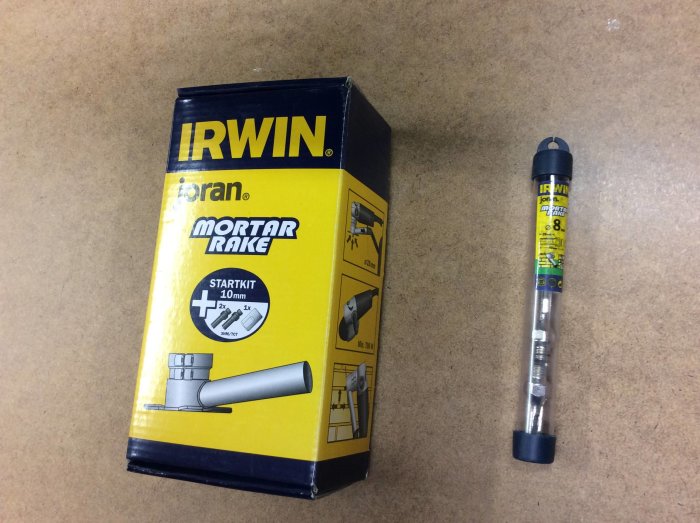 Ny Irwin Mortar Rake startkit med 10mm fräsar i förpackning och extra fräsar bredvid.