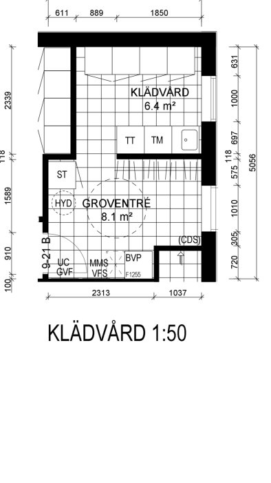 Ritning av en tvättstuga med märkningar som HYD, GVF och andra förkortningar, samt måttangivelser.