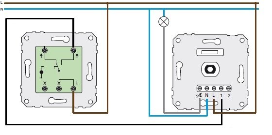 Schematisk illustration av elledningar kopplade till en trappströmbrytare och en dimmer med en transformator.