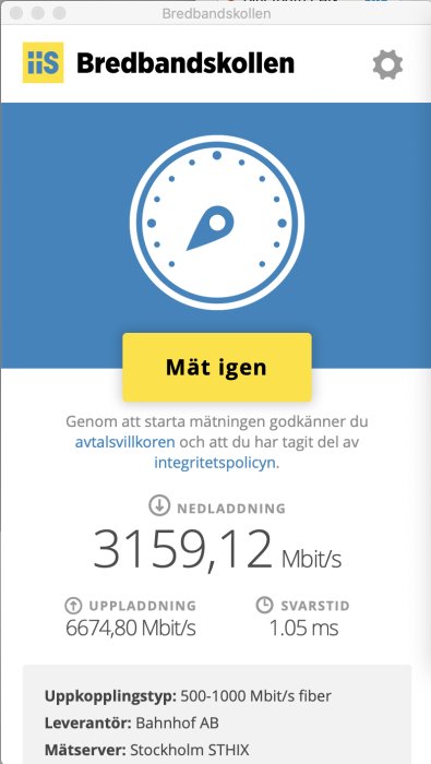 Skärmdump av internet hastighetstest från Bredbandskollen visar nedladdning på 3159,12 Mbit/s och uppladdning på 6674,80 Mbit/s.