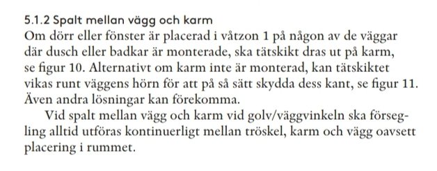 Utdrag ur en bygghandbok som beskriver hur man tätar spalten mellan vägg och karm i våtzon 1.