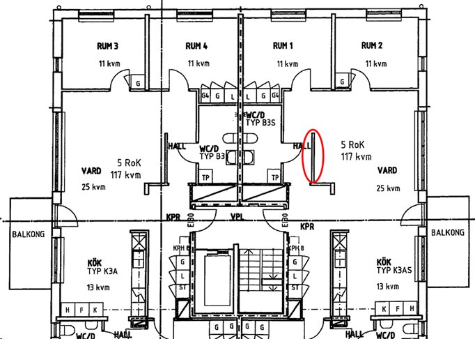 Lattiarakennuksen pohjapiirustus, jossa punaisella ympyröity seinä. Kysymys on, onko tämä seinä kantava.