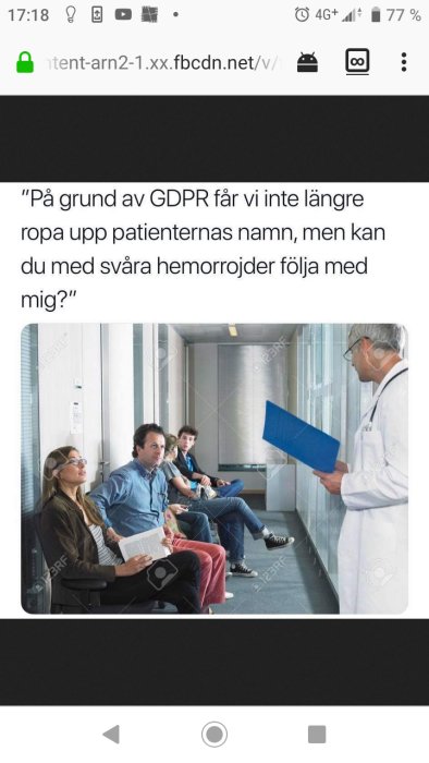 Patienter väntar i kö i ett väntrum och en läkare håller i en blå mapp.