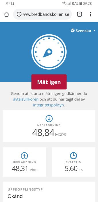 Skärmbild från Bredbandskollen visar wifi-hastighetstestresultat med nedladdning på 48,84 Mbit/s, uppladdning 48,31 Mbit/s och svarstid 5,60 ms.