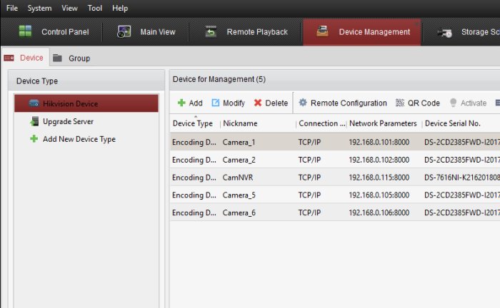 Skärmdump av Device Management i iVMS-program med lista över anslutna enheter och kameror.