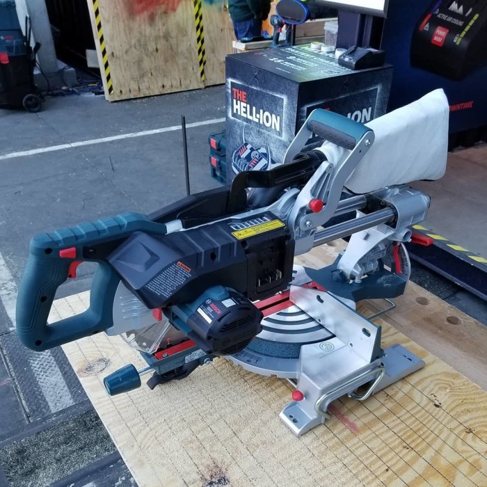 49751083_2266365756944190_1818983983944112839_n.jpg