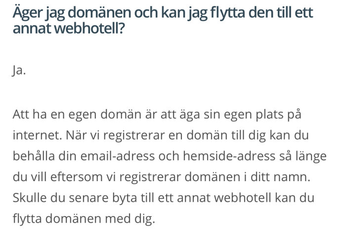 Skärmdump av diskussionsforum med text om att äga och flytta en domän till annat webbhotell.