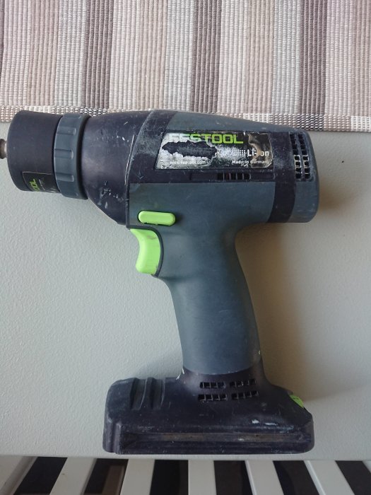 Använd Festool TI 15 impact slagskruvdragare utan batteri, synliga bruksspår, med "Ti-Fx" förslagshämmare.