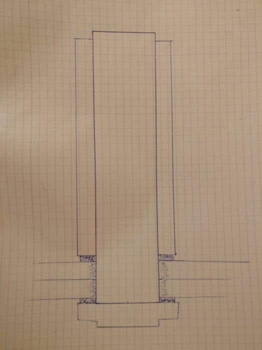 Handritad skiss av en fönsterkarmprofil på rutat papper.