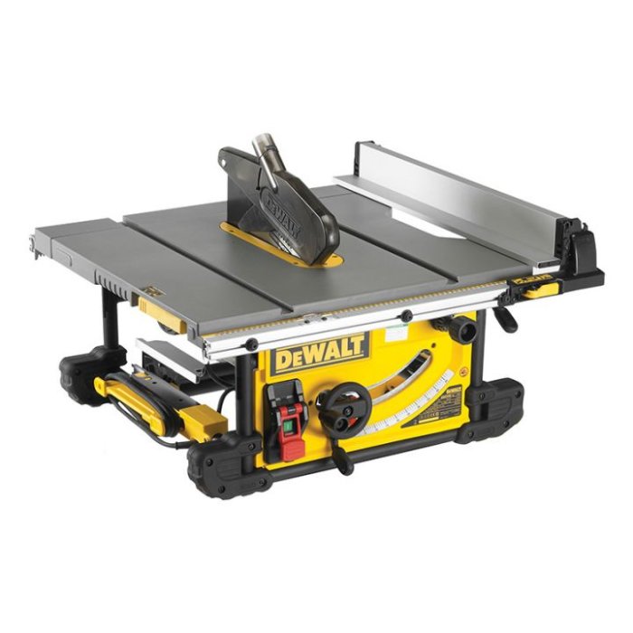DeWalt DW745 bordsåg, gul och svart, med uppfällda sidoguider och säkerhetsskydd över sågbladet.