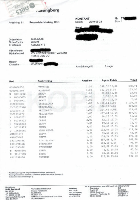 Faktura för reservdelar till Volkswagen Golf Variant med noterade rabatter och priser, med personlig information överdragen.