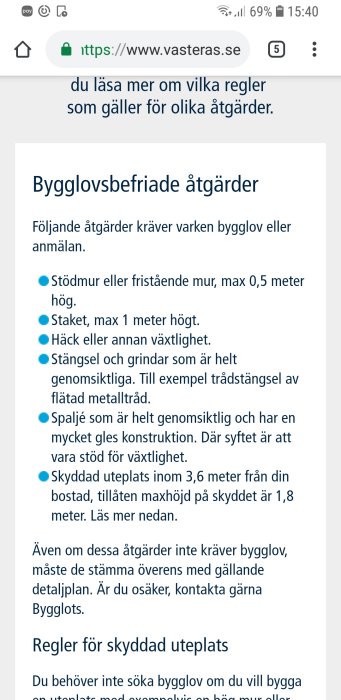 Skärmdump av webbsida med information om bygglovsbefriade åtgärder som stödmur och staket enligt Västerås kommuns regler.