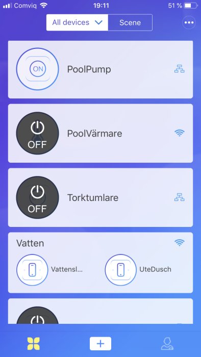 Skärmdump av mobilapp för hemautomatisering som visar kontroller för PoolPump (påslagen) och PoolVärmare (avslagen).