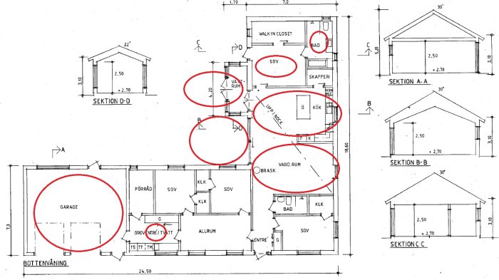 Arkitektritning av ett hus med utsatta zoner där högtalare ska installeras, inklusive garage och vardagsrum.