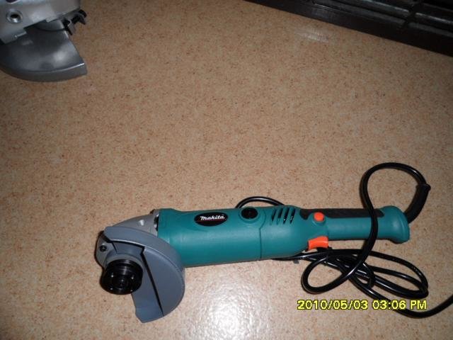 102035471_1.jpg