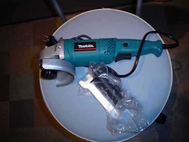 101820759_1.jpg