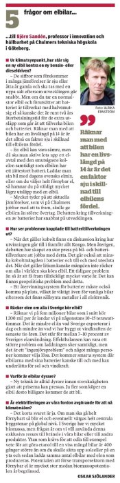 Artikel om elbilar med en man som diskuterar fördelarna med elbilar ur klimatsynpunkt.