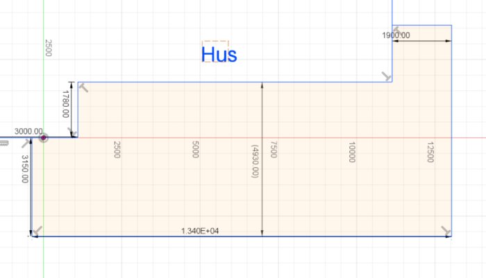 Ritning av däcket med måttangivelser i millimeter bredvid ett hus.