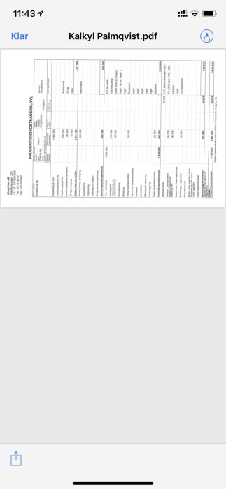 Skärmdump av en byggkalkyl i PDF-format med detaljerade poster och kostnader.