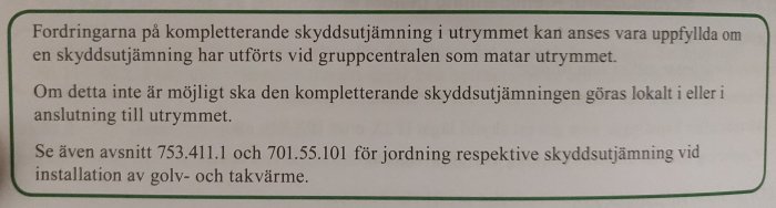 Text från en handbok om installation av skyddsutjämning i byggnader, med hänvisningar till specifika avsnitt.