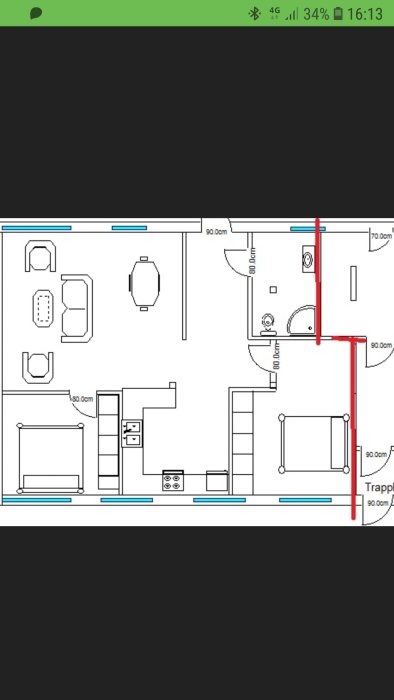 Planritning av en badrumsrenovering med markerat tätskikt, rum för varmvattenberedare och förvaringsutrymme.