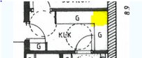 Ritning av en planlösning med markerad del för kombinerat tekniskt utrymme och hjälpkök/tvättstuga.