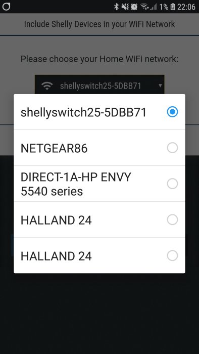 Skärmbild av Wi-Fi-nätverkslista med väljaren inställd på "shellyswitch25-5DBB71" och nätet "NETGEAR86".