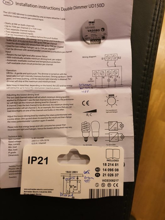 Installation manual för dubbel dimmer med kopplingsschema och tekniska data, anteckningar skrivna med bläck.